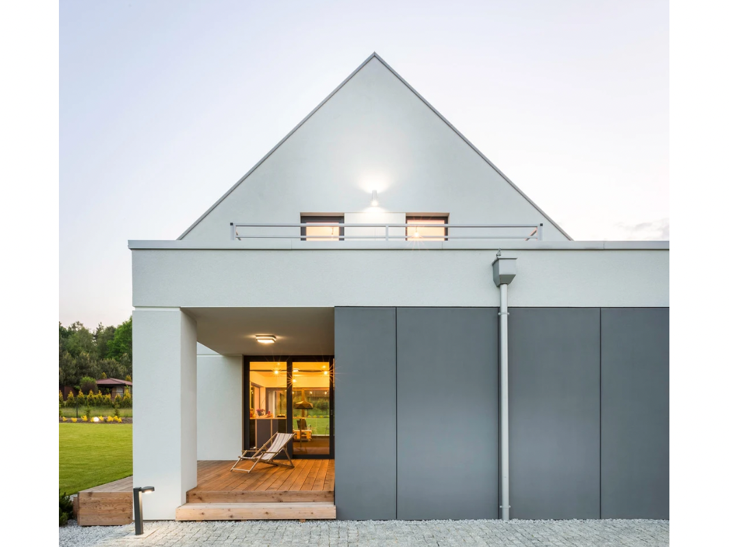 3D-Architekturmodell eines Wohnraums mit Möbeln und Grundrisszeichnungen.