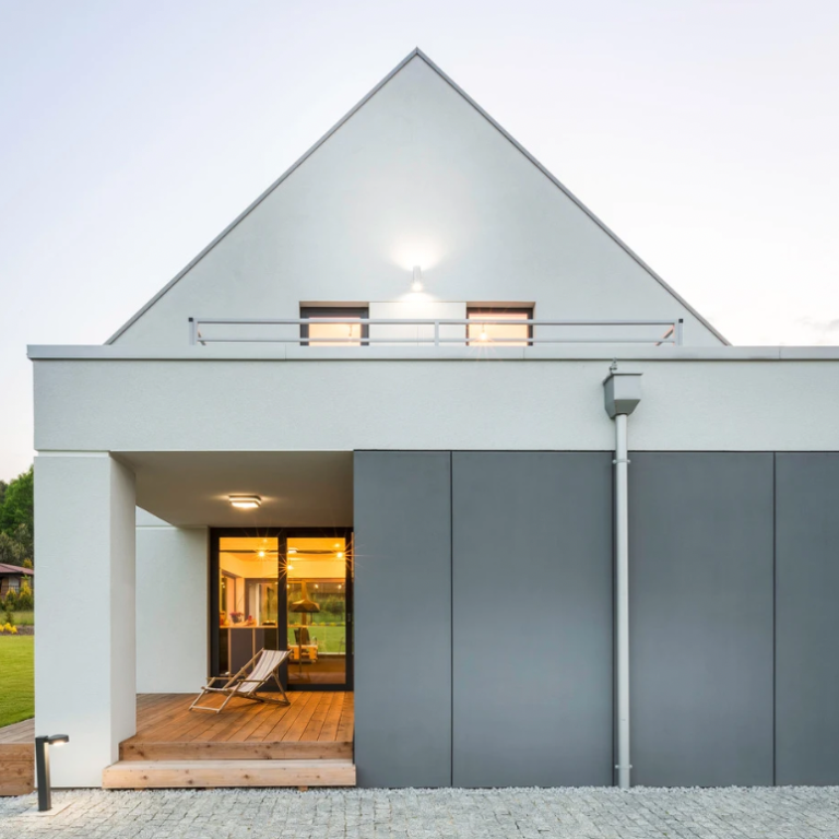 3D-Modell einer Wohnung mit Zimmeraufteilung und Möbeln auf einem Bauplan.