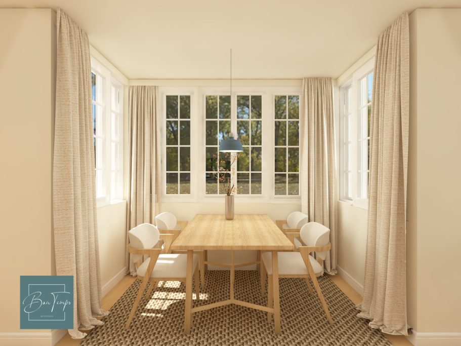 Helle, minimalistische Esszimmer mit Holz-Tisch, Stühlen und großen Fenstern.